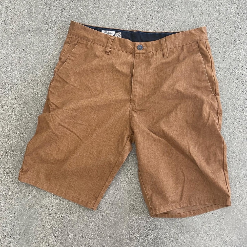 Men’s Brown Volcom Chino Shorts
